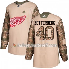 Miesten NHL Detroit Red Wings Pelipaita Henrik Zetterberg 40 Adidas 2017-2018 Camo Veterans Day Practice Authentic